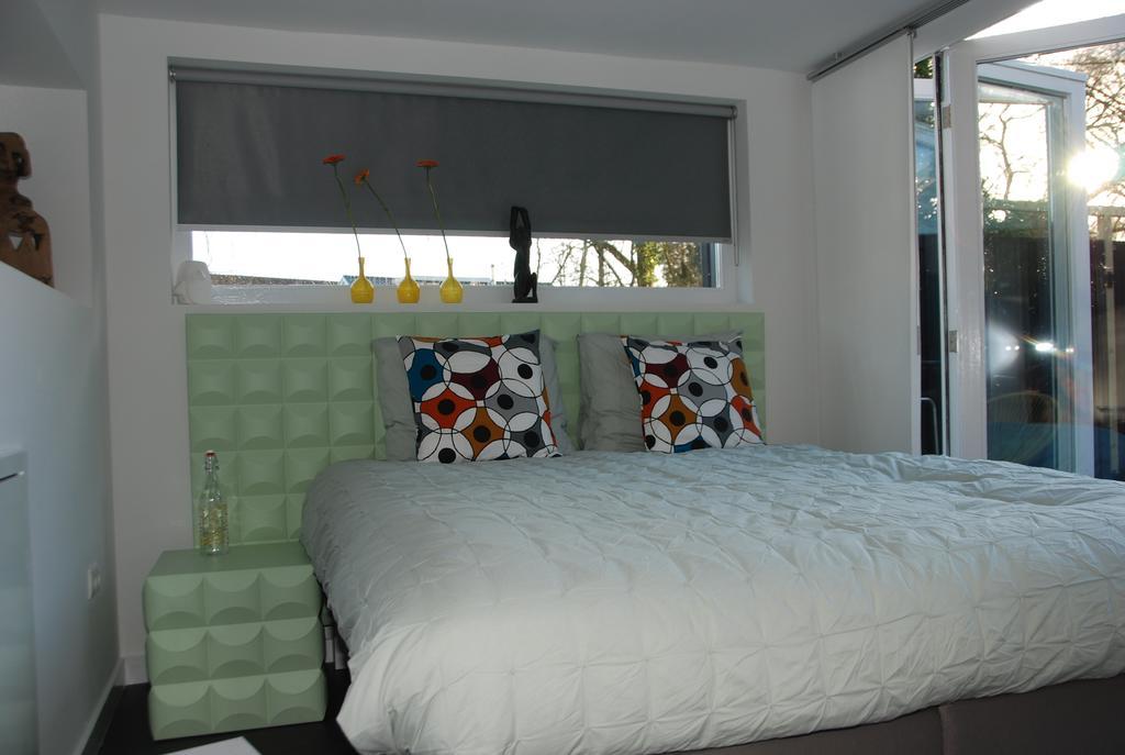 Naar Ineke Doesburg Room photo